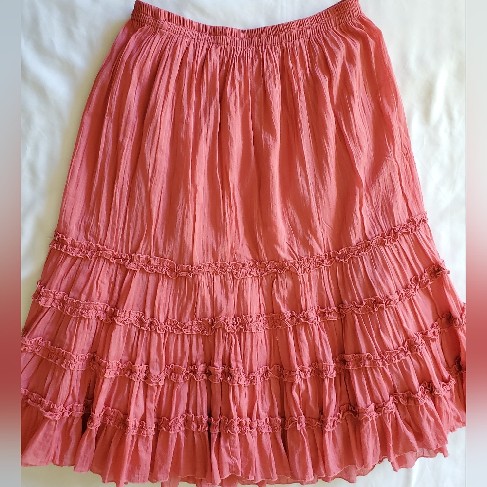 Elegant Pink Maxi Skirt - Picture 3 of 5